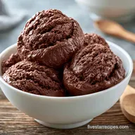 Decadent Chocolate Ice Cream: Rich and Glossy