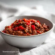 Slow Cooker Chili: Rich and Velvety